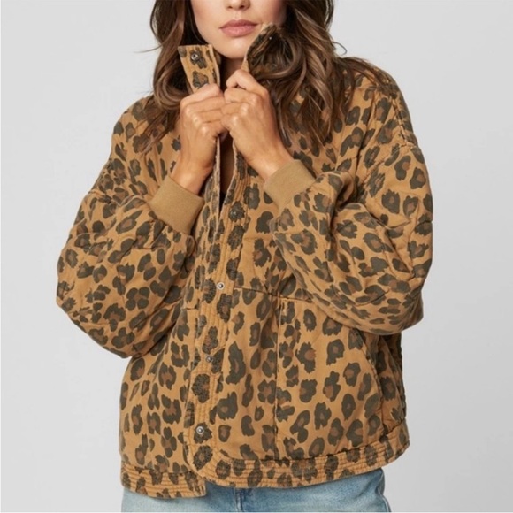 Blank NYC Tan Brown Black Spotted Leopard Quilted Button Up Bomber Jacket S - Picture 2 of 9